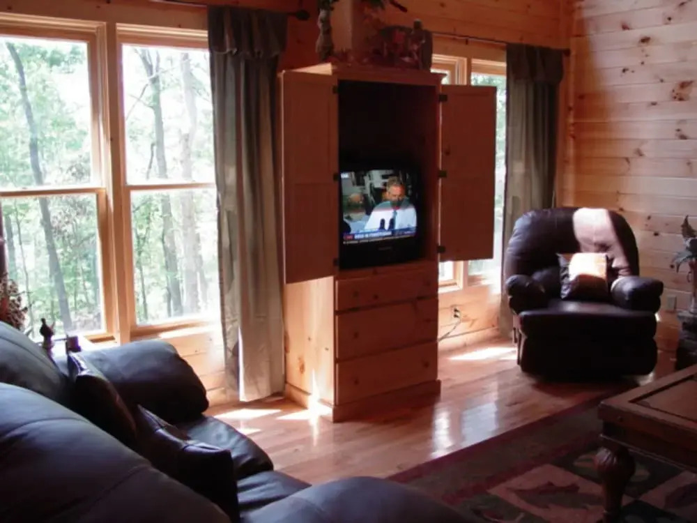 Whispering Oaks - Private Pigeon Forge Getaway,,,Close to Tanger Outlet Shopping cabin