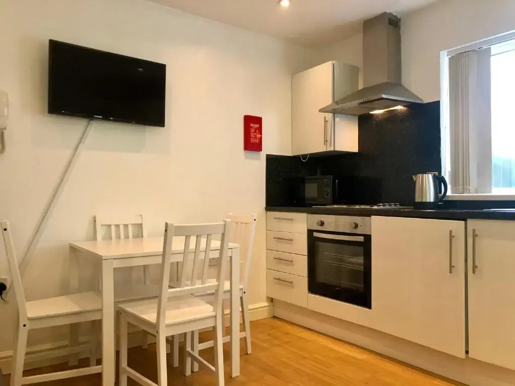 Block of 4 private apartments for groups of up to 23!