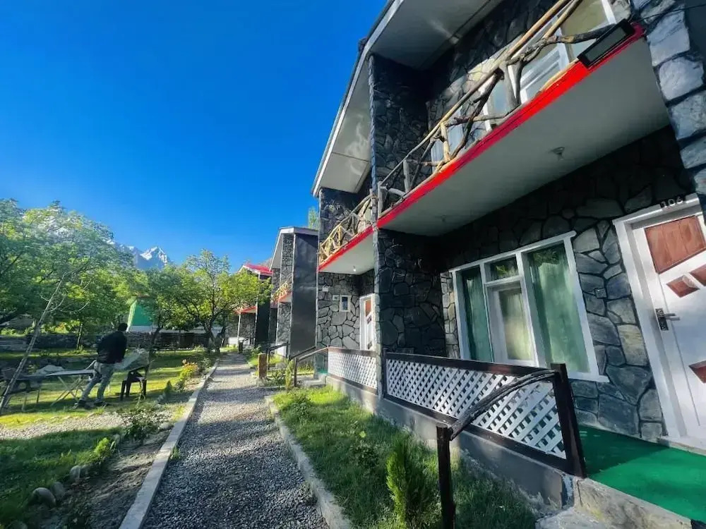 Apricot Spring Resort
