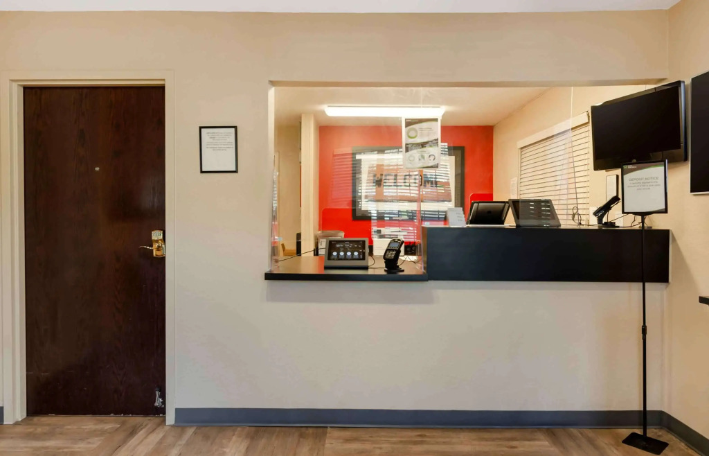Extended Stay America Select Suites - Roanoke - Airport