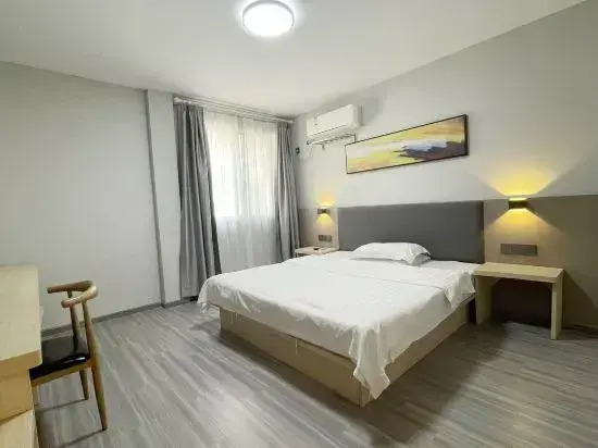 New Seven Days Hotel (Jiaxing Yuehe Historical Street Branch)