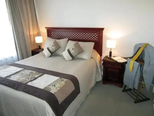 Lobato Apartments