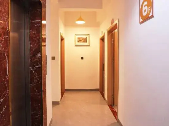 Qiaogang Family Homestay (Beihai Qiaogang Style Street Branch)