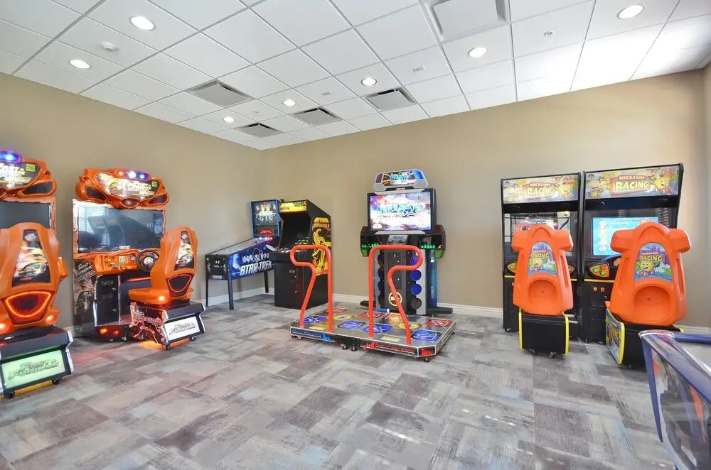 Luxury MultiFamily Gem ~ Mins to Disney ~ Pool/Spa