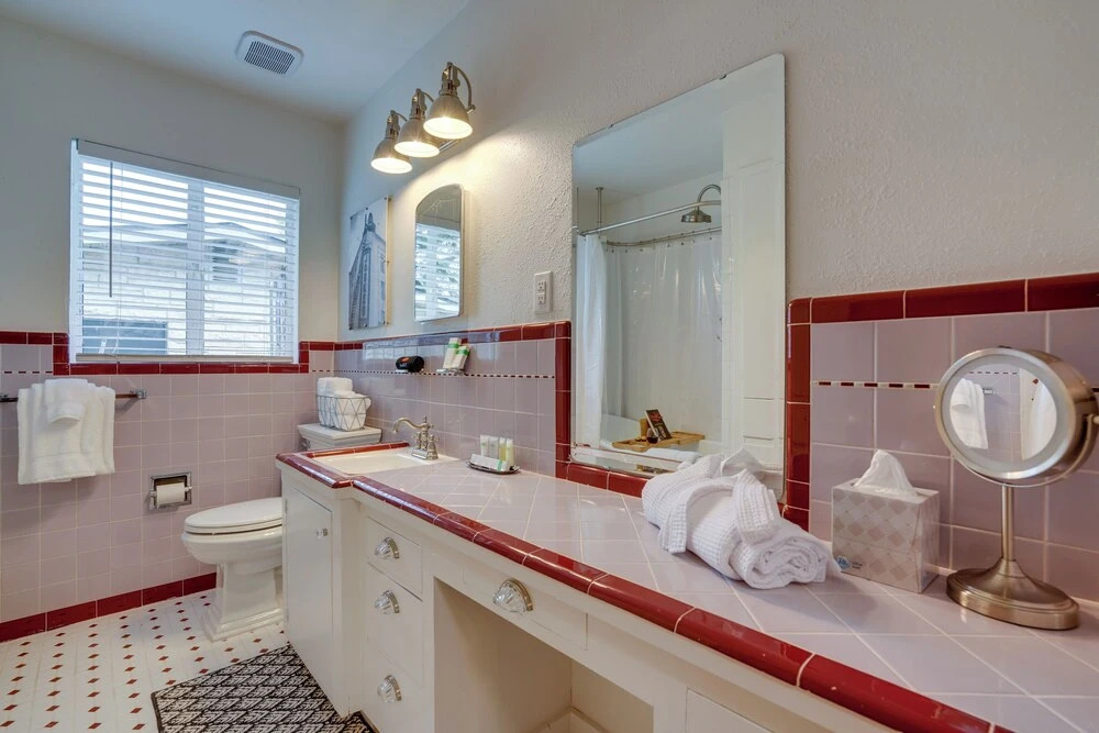 San Antonio Vacation Rental ~ 7 Mi to River Walk!