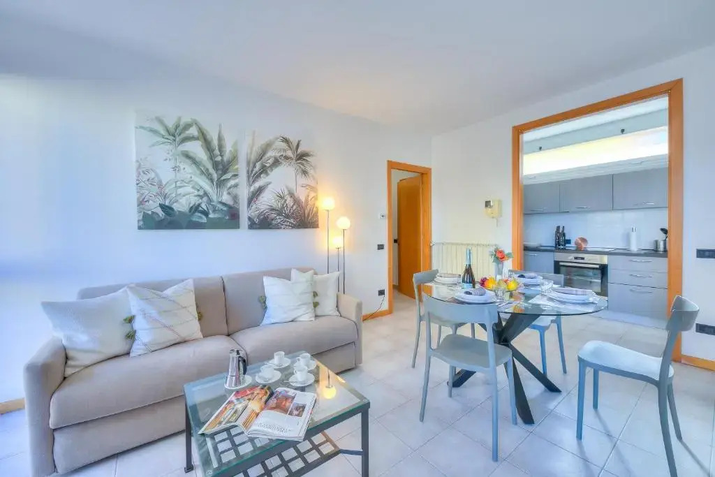 The Modern Apartment In Stresa