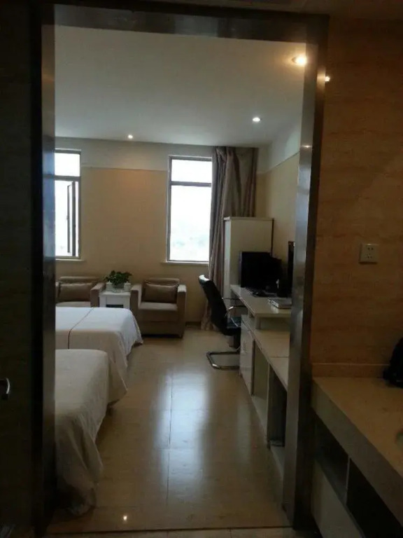 Bojin Business Holiday Hotel