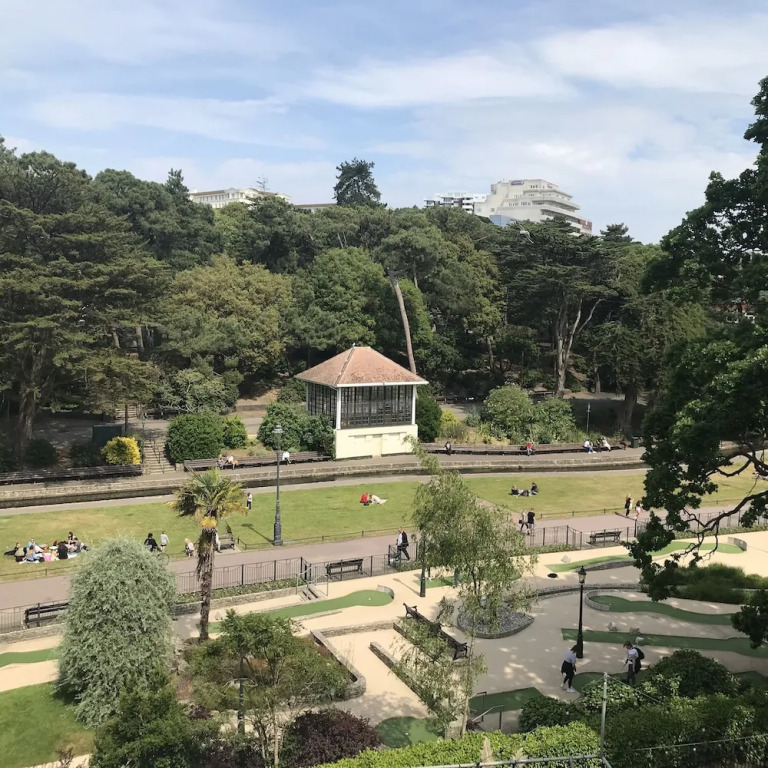 Bourne Gardens