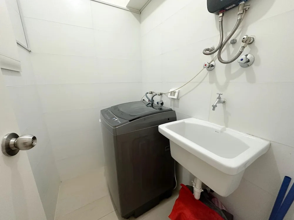 Exclusive, One Step Away from San Isidro (1302)
