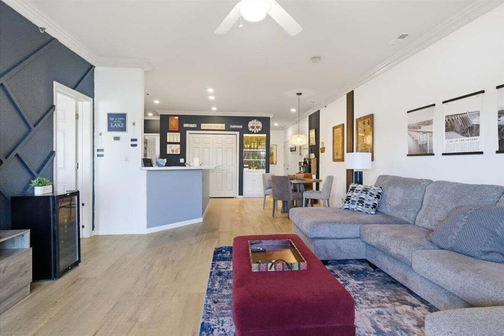 Modern Condo at 11mm in Sunrise w/ PWC & Boat Slip