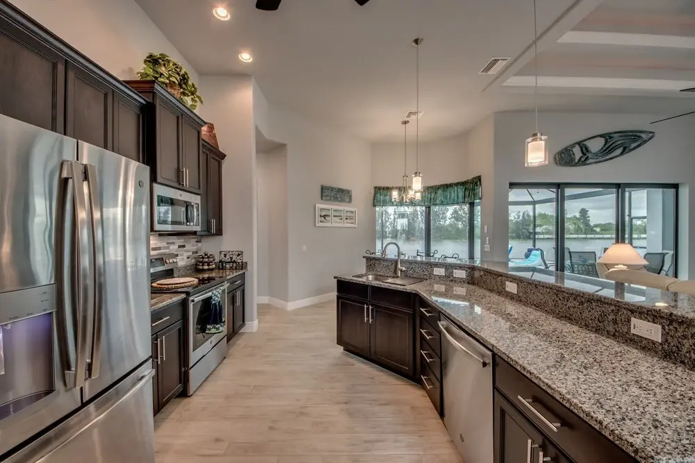 Villa Lake Kennedy - Roelens Vacations