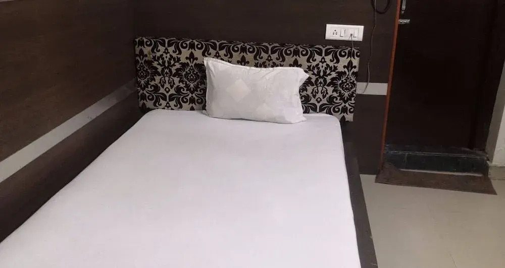 Spot On 44183 Hotel Rajasthan Fort