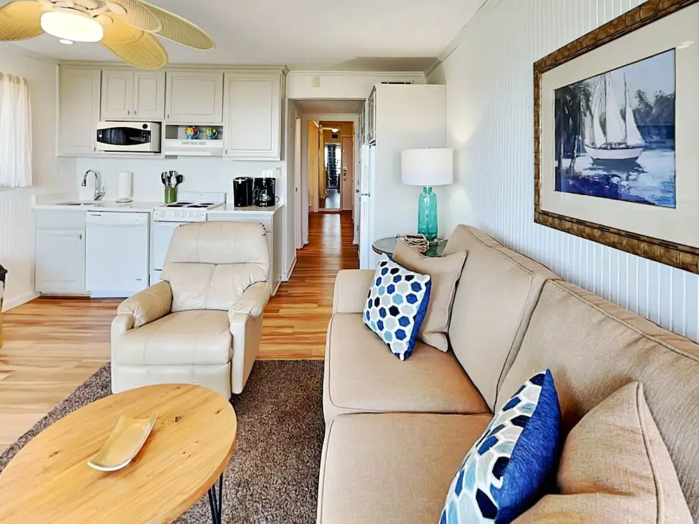 Beach Racquet A221 by Tybee Vacation Rentals