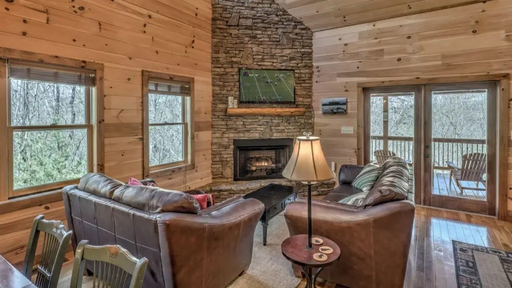 Lazy Dayz Getaway by Escape to Blue Ridge