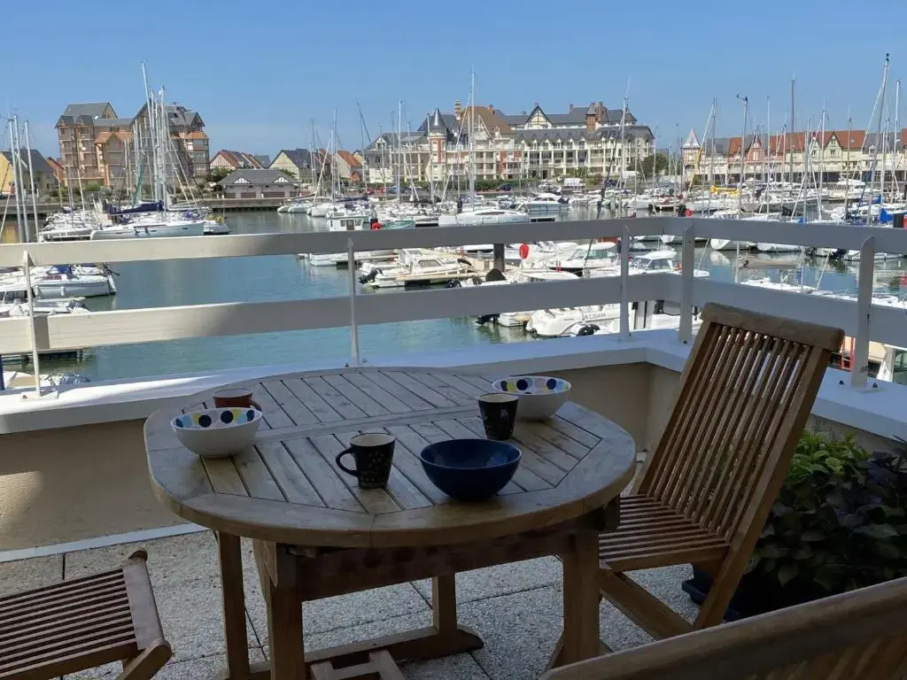 Appartement Dives-sur-Mer, 4 pièces, 6 personnes - FR-1-487-196