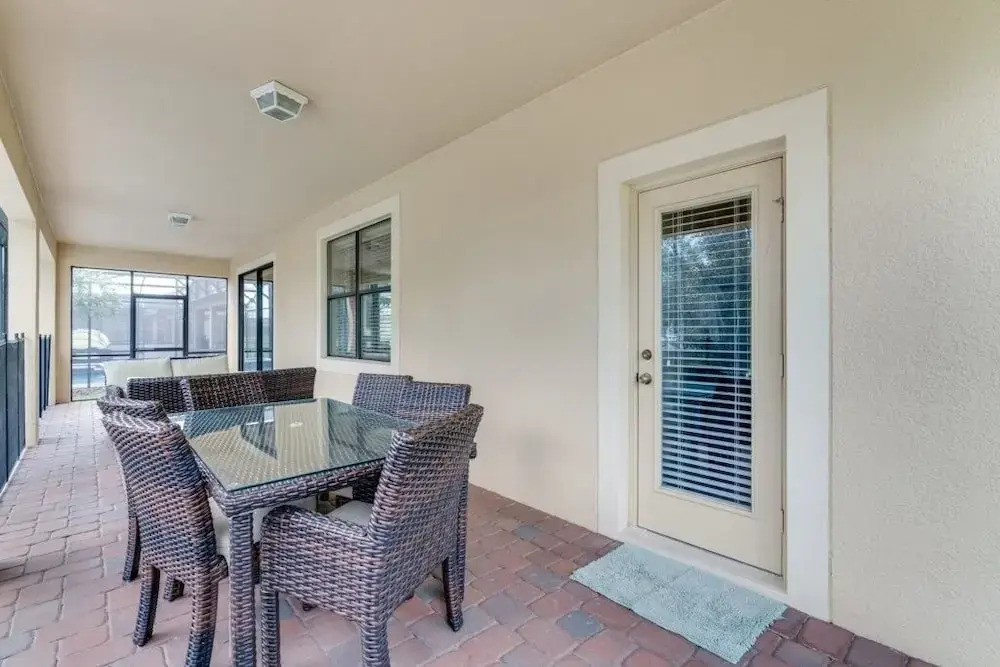 H1401 Brand New 5 Bedroom Next To Clubhouse Villa