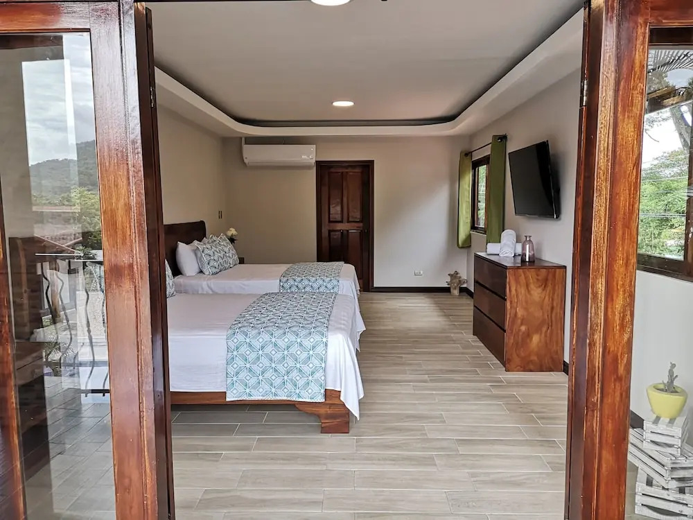 Hotel Amira