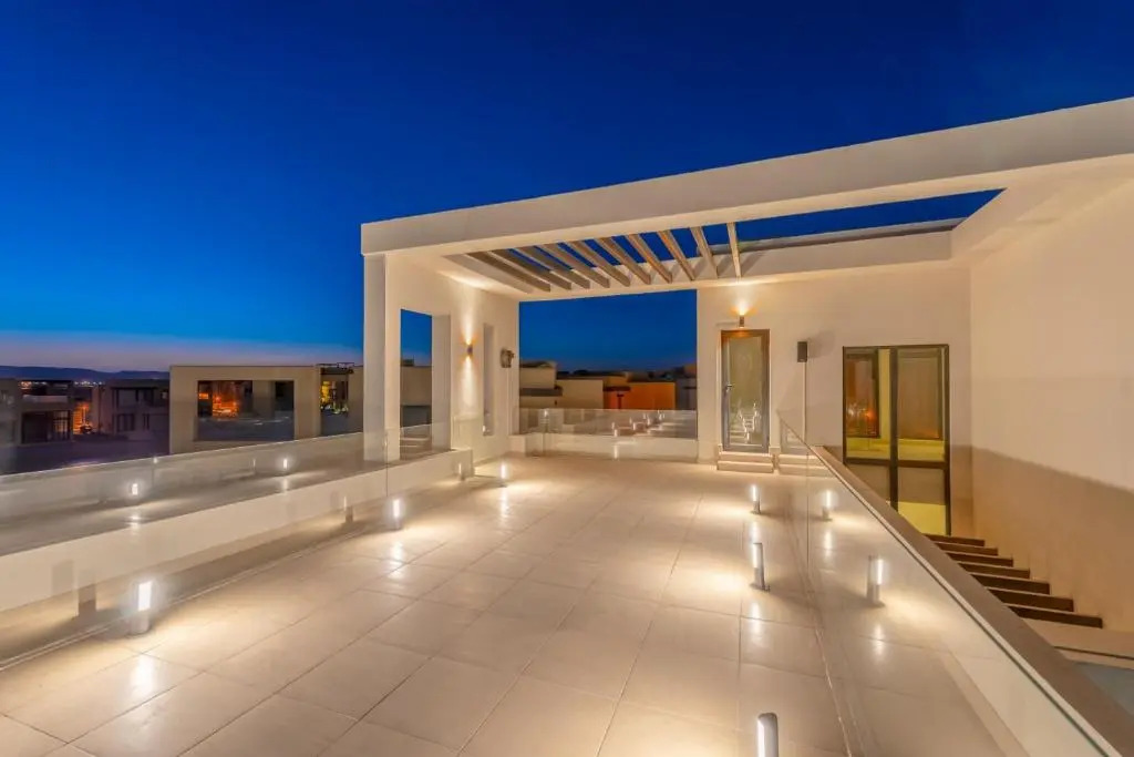 Long Island Gouna 5BR Tawila Beach House & Pool
