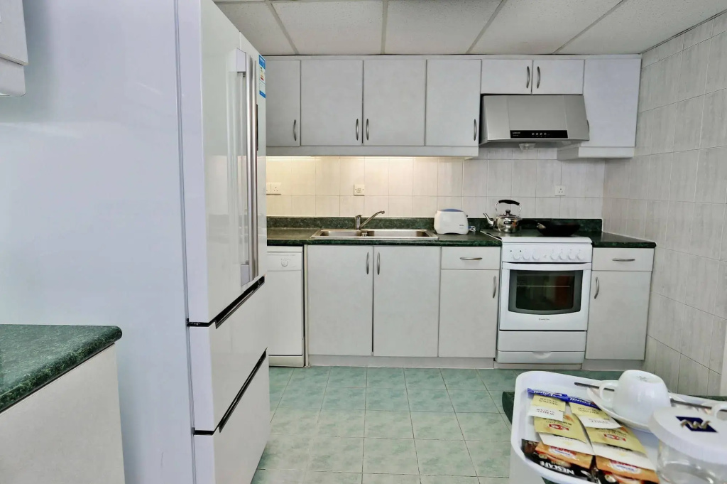 Apartments At Lido Place