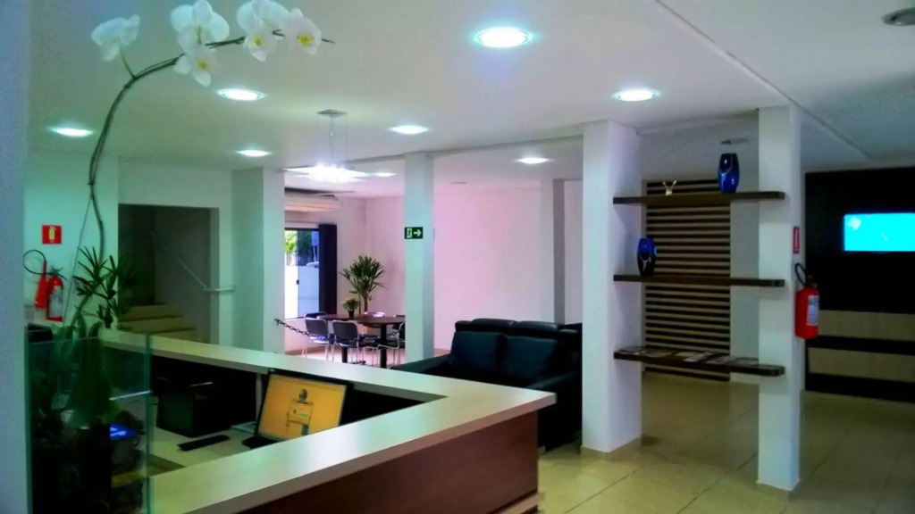 A1 hotel