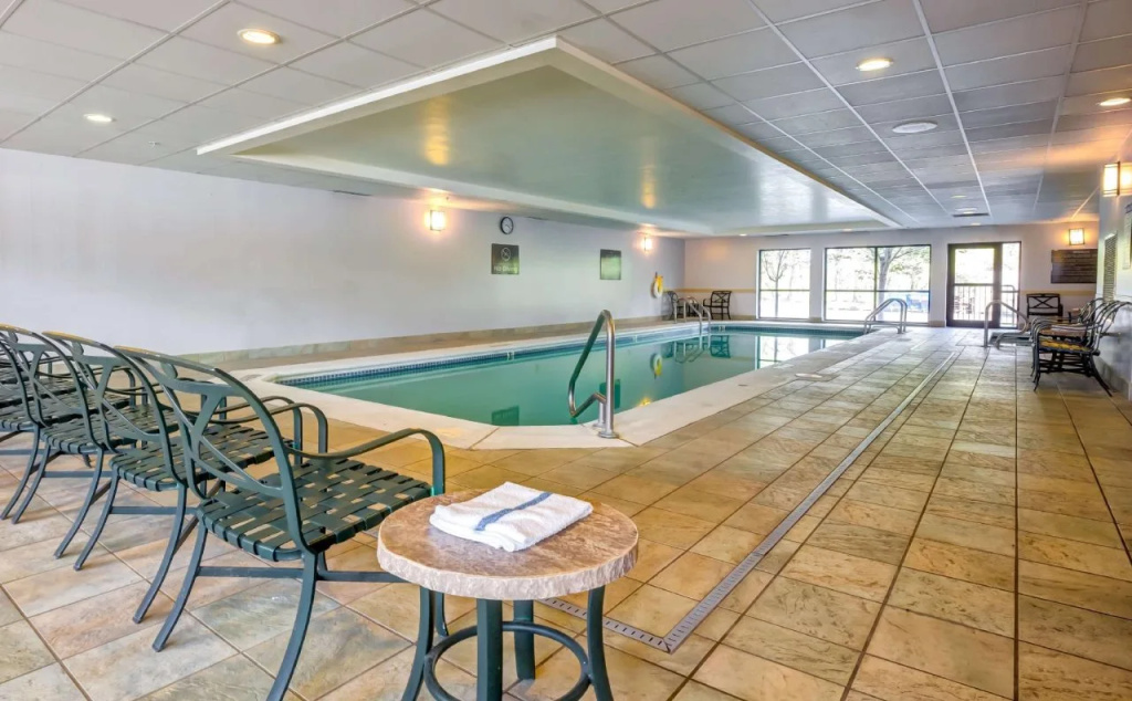 Hampton Inn Boston-Norwood