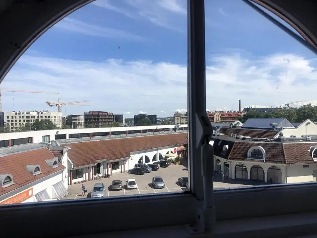 Old Town Apartment, Uus 28