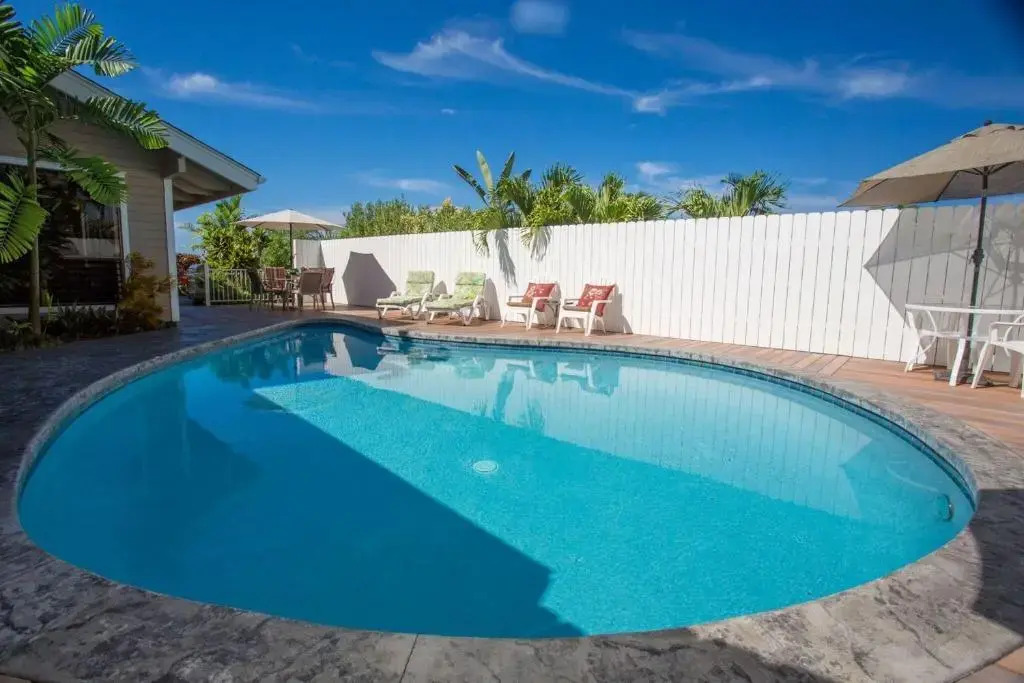Hale Nani Loa - White Sands Beach Home by Casago