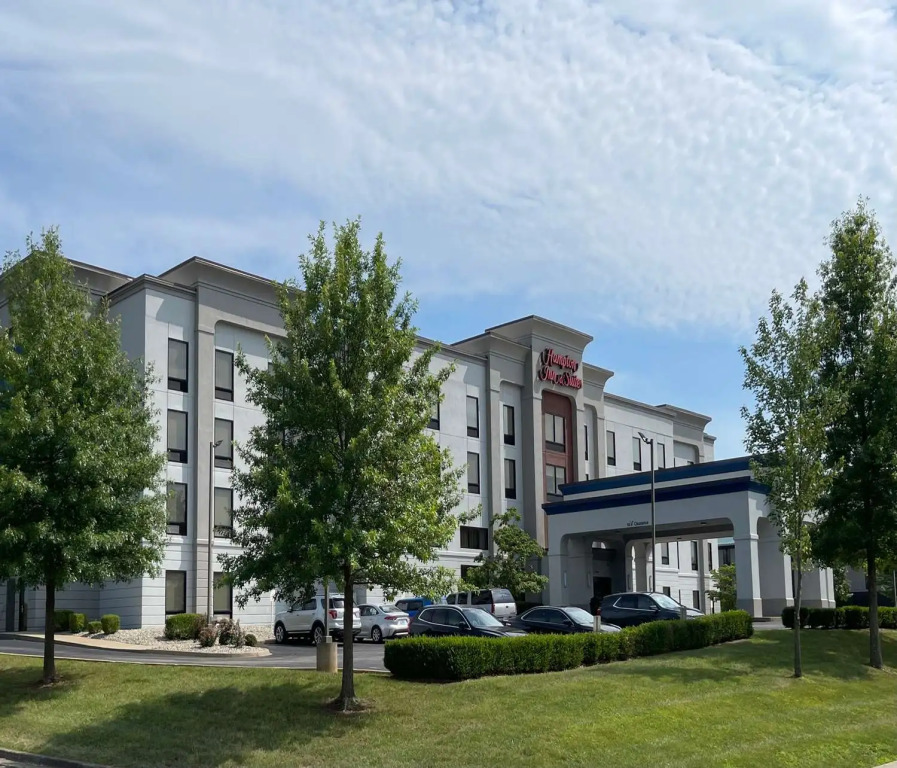 Hampton Inn & Suites Louisville East