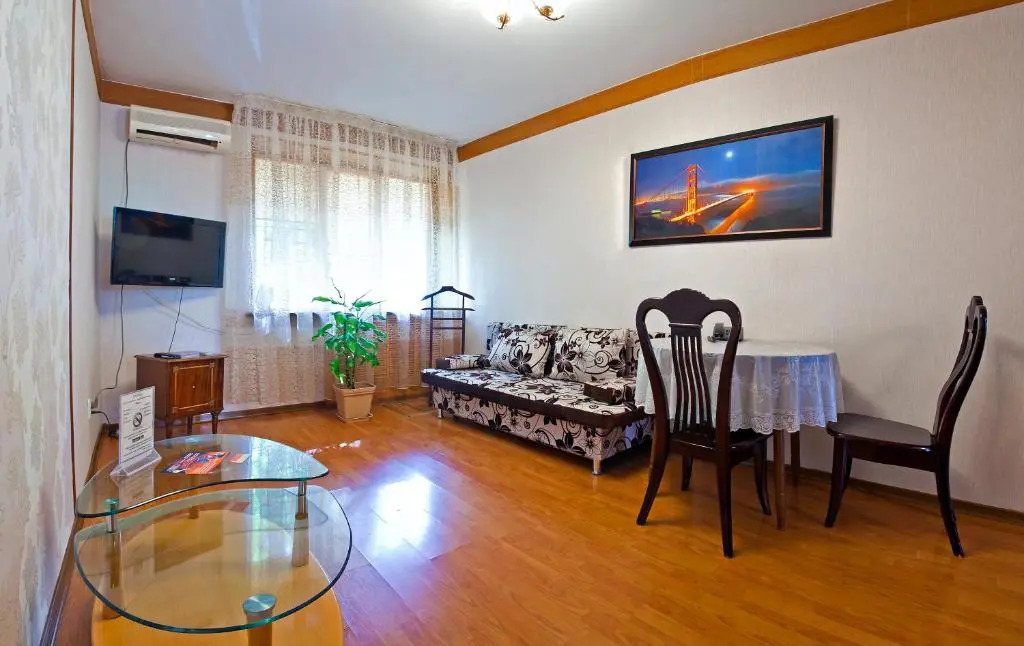 Lessor Centre Apartments