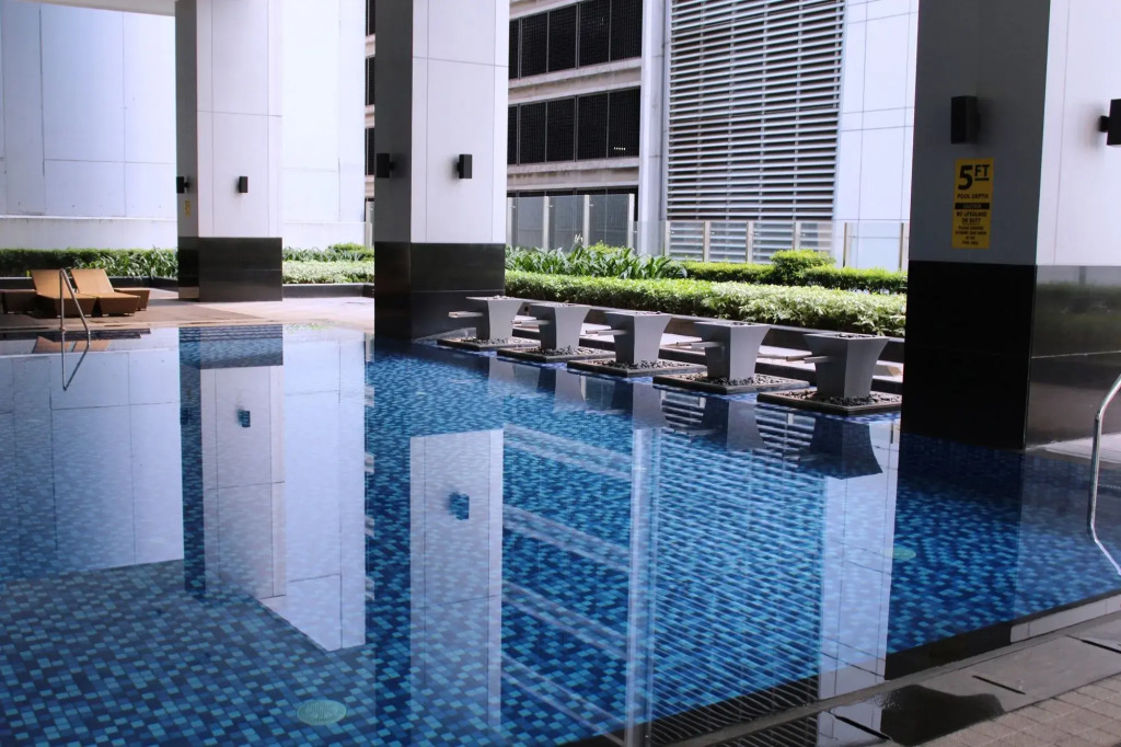 CSuites at Two Central Residences