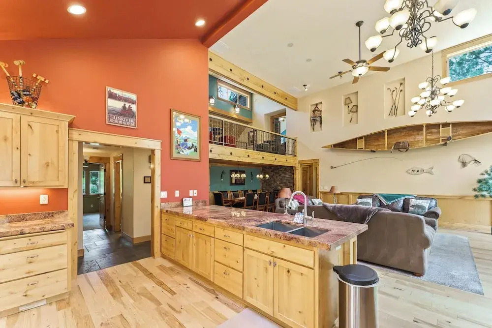 Sunriver Hot Tub Stay With Game Room Near Sharc
