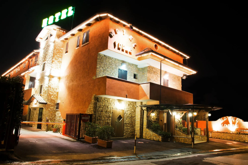 Hotel Vogue