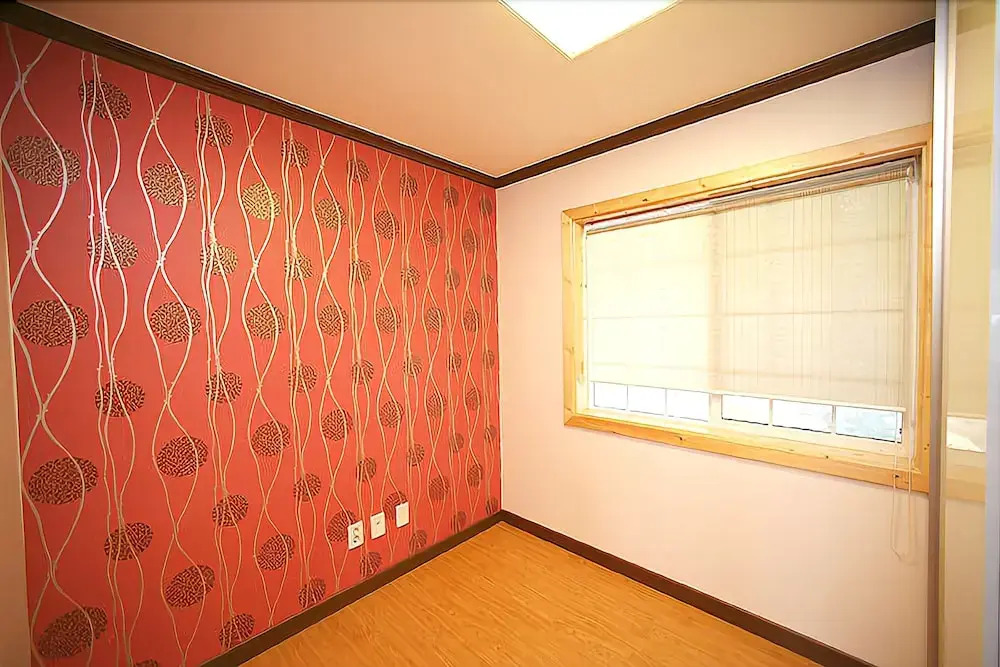 Ganghwa Iyega Pension