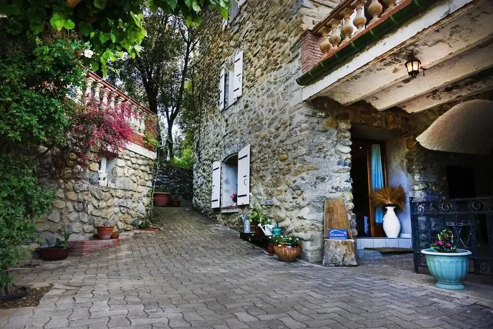 Le Castell Du Vila