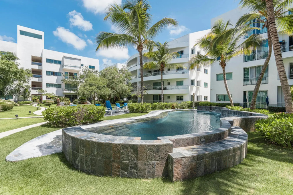 Spacious Cap Blue Apt Next to Cap Cana