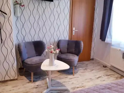 LA Boutique House
