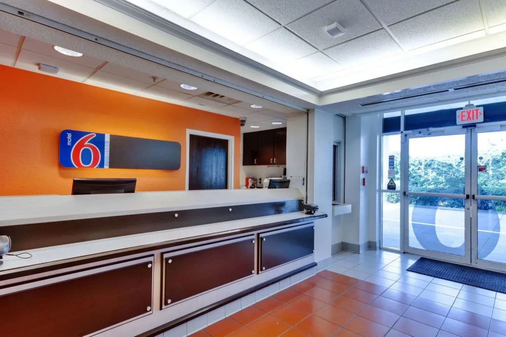 Motel 6-Lewisville, TX - Dallas