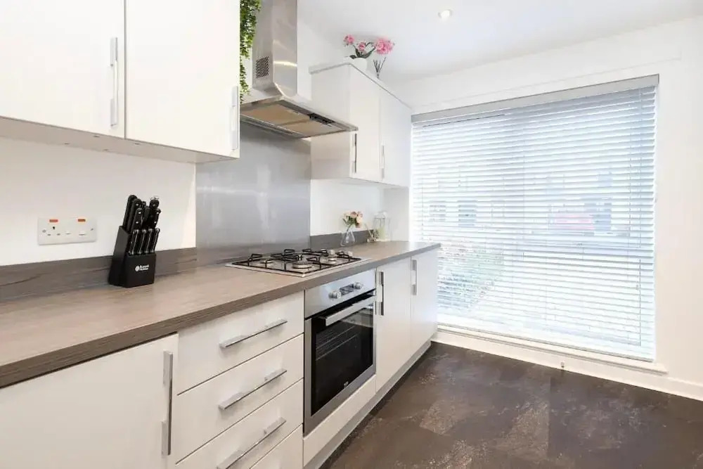 Stylish 3BR Home with Garden & Free Parking - Near O2 Academy & City Centre