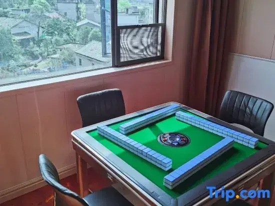 Uncle Yong Hotel