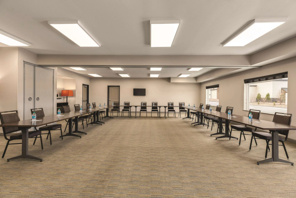 Country Inn & Suites by Radisson, Lubbock Southwest, TX