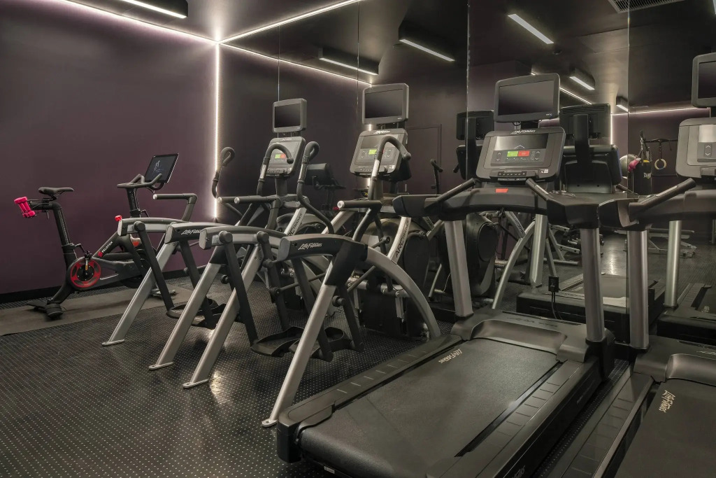 Moxy Oakland Uptown