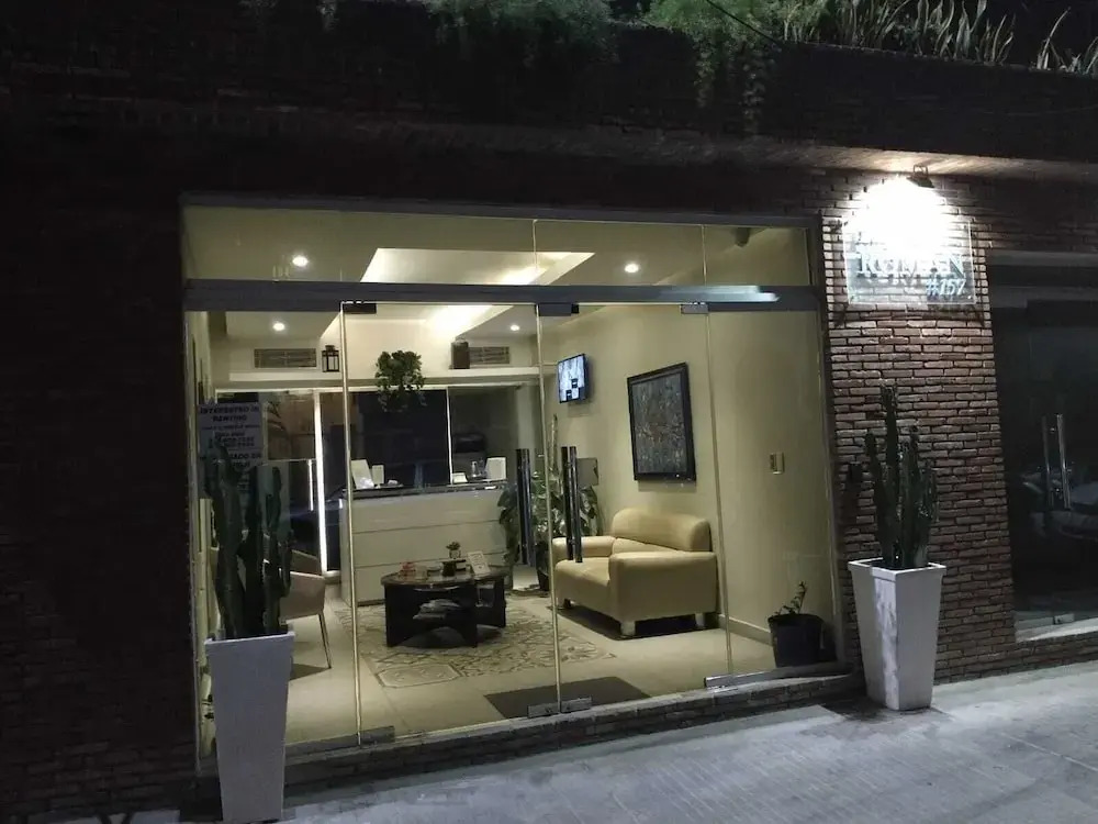 Apartamentos Roman
