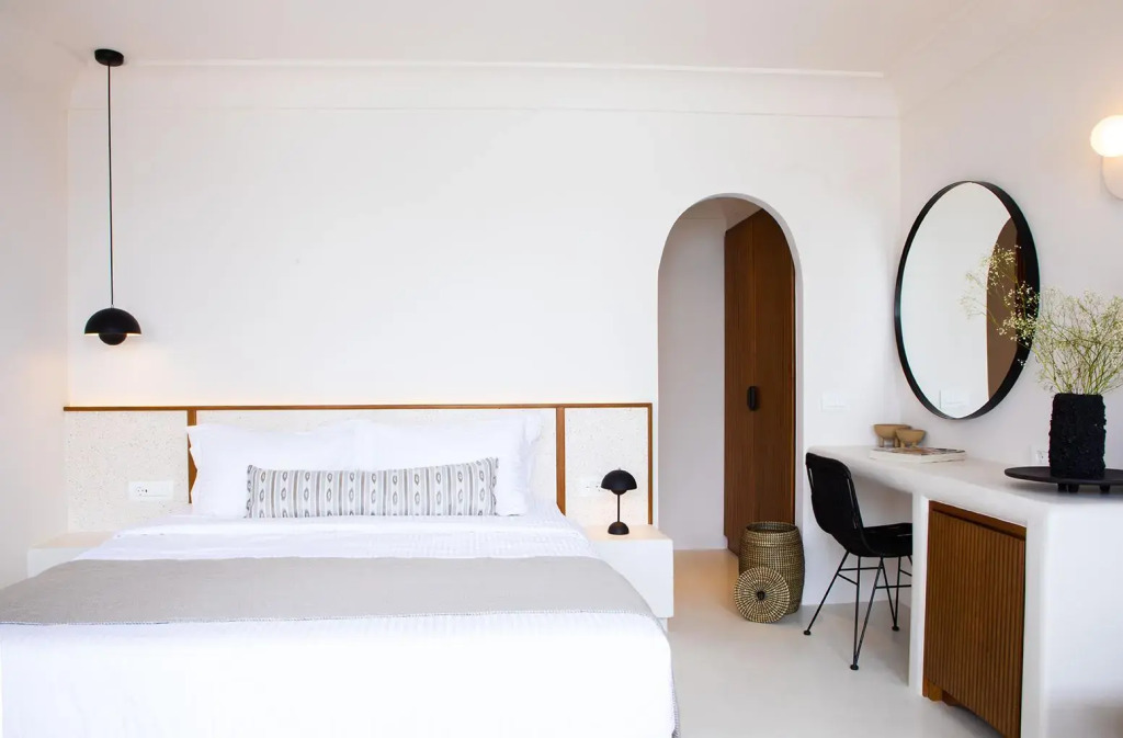 Akra Suites & Spa