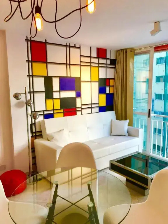 VIRGINIA Levante beach apartments