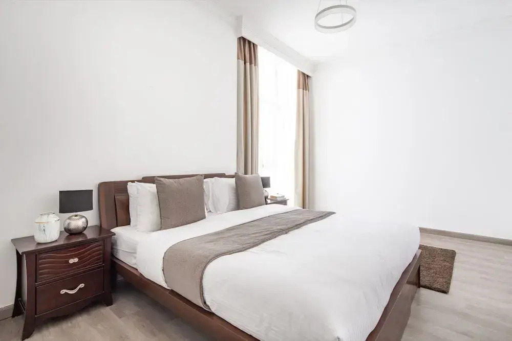 Ravishing 3BR Apartment With Amazing Marina Views