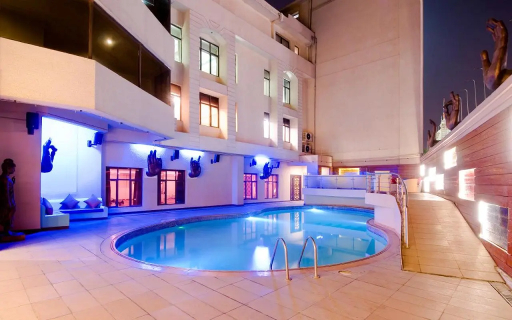Hotel Celebration
