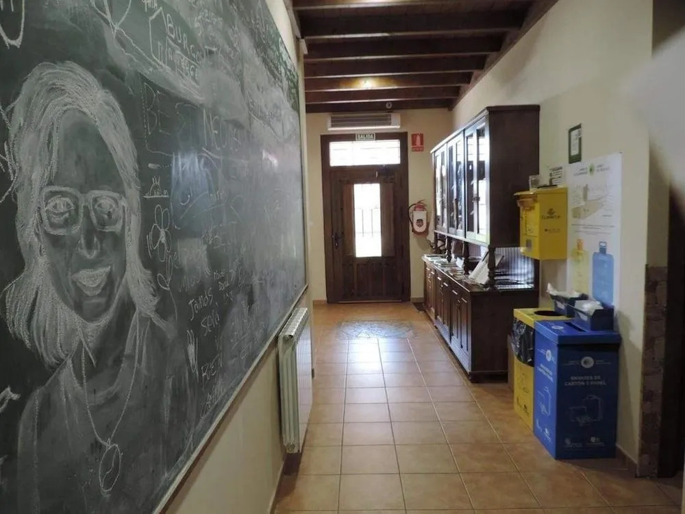 Albergue Santo Tomás de Canterbury - Hostel