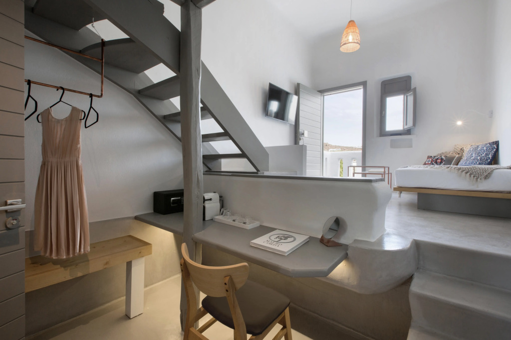 Dreambox Mykonos Suites and Mini Villas