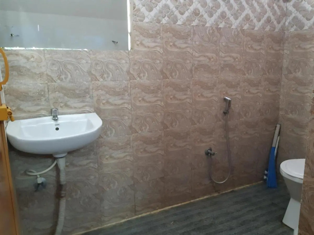 Sapphire Inn