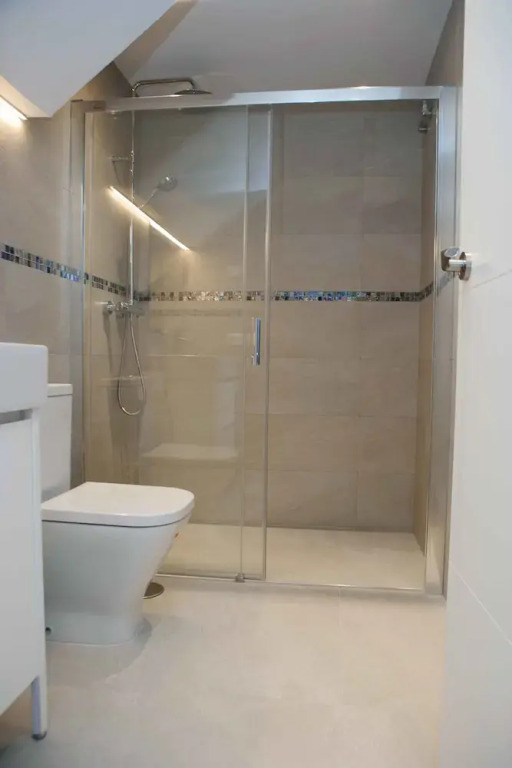 Luxury villa with heated pool for 12 to 14 people